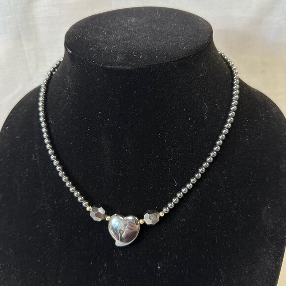 Vintage Hematite Heart Beaded Necklace - Picture 8 of 13